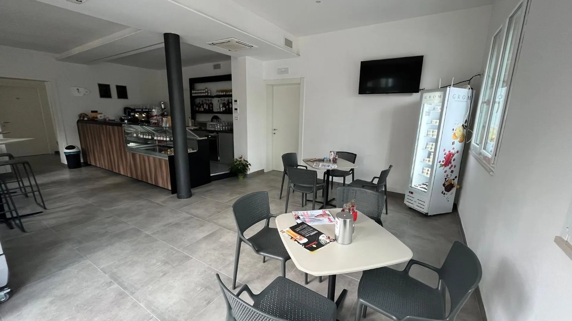 Ca Rossa Hotel Bondeno 0*,  Italy